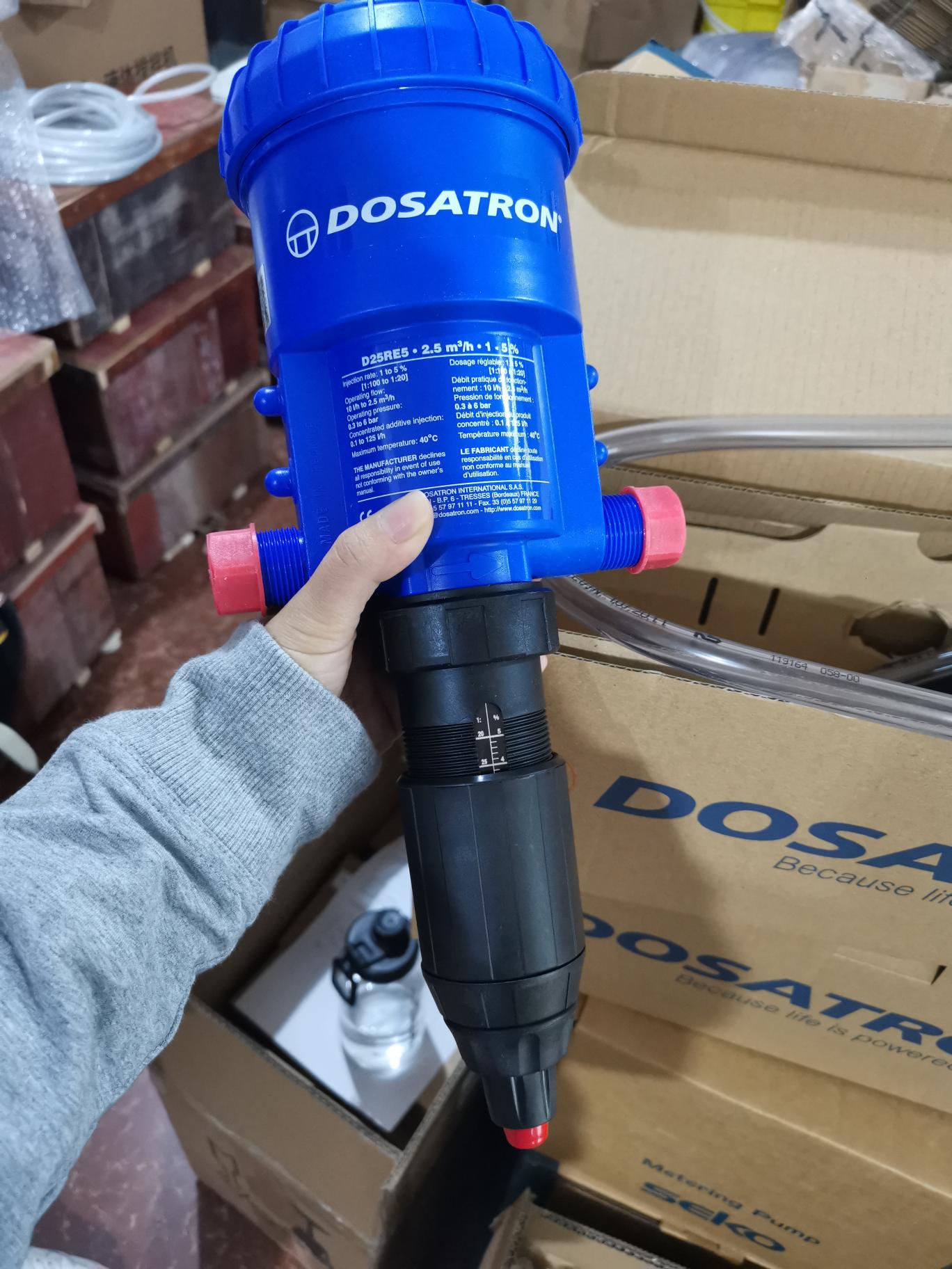 法國多壽配比泵水驅動比例注入泵無需電力高效注入塑料金屬橡膠材質可選